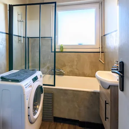 Cosy Avec Balcon Avec Parking Gratuit Proche Centre Sportif Et De La Route Des Vins Alsace Apartment Mulhouse