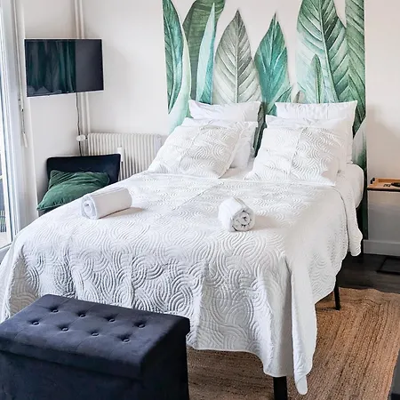 26 M2 A - Terrasse & Stationnement - Acces Uha & Tram *