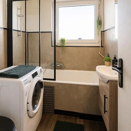 Apartamento 26 M2 A - Terrasse & Stationnement - Acces Uha & Tram