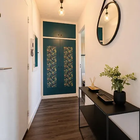 Apartment 26 M2 A - Terrasse & Stationnement - Acces Uha & Tram *